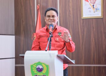 “Sinergi Kepemimpinan: Bupati Barru dan Alumni UNHAS Berkomitmen untuk Barru Lebih Maju”