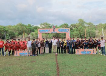 Bersama Dokter Ulfah, Bupati Barru Buka Turnamen Mini Soccer Lajulo Cup 2 Tahun 2024