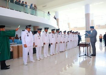 Pelantikan Dan Pengukuhan Perpanjangan Masa Jabatan Kepala Desa Se – Kabupaten Barru,Bupati Barru Menitipkan Hal Ini