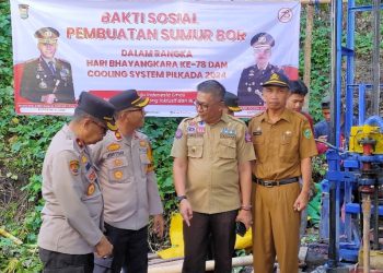 Sekda Barru Hadiri Bakti Sosial Polres Barru di Desa Lasitae