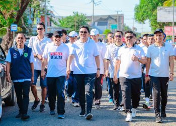 Jalan Sehat HUT Sulsel ke-355: Bupati Barru Dorong Gaya Hidup Sehat di Era Digital