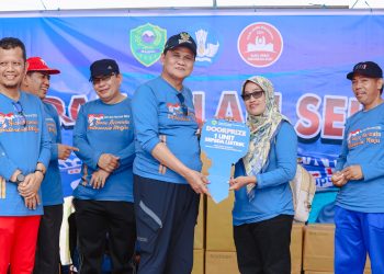 Bupati Barru Lepas Gerak Jalan Sehat HGN Tahun 2024