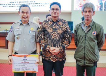 Bupati Barru Hadiri Rapat Koordinasi Penanganan Bencana Hidrometeorologi di Wilayah Provinsi Sulawesi Selatan Dengan Menko PMK