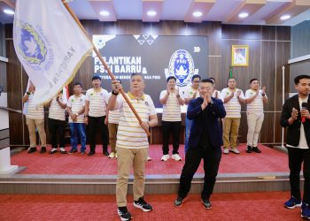 Pelantikan dan Pengukuhan Pengurus PSSI Barru di Baruga Sengkeru Ada’e Rujab Bupati Barru dihadiri Pj. Sekda Barru