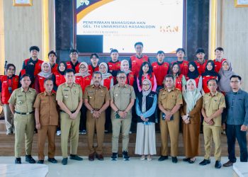 Mahasiswa KKN Gelombang 114 Unhas Makassar Disambut Wakil Bupati Barru Dr. Ir. Abustan Andi Bintang, M.Si.