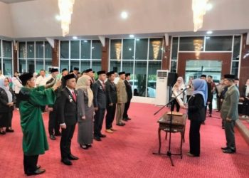 Andi Ina Kartika Sari Mengambil Sumpah Jabatan dan Melantik 6 Pejaba Eselon III Lingkup Pemkab.Barru