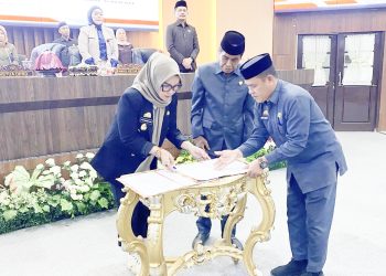 Ranperda Disepakati dan Disahkan Dalam Rapat Paripurna DPRD Kabupaten Barru
