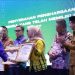 Bupati Barru Dianugerahi Penghargaan Ecological Fiscal Transfer di GLF II Sulsel