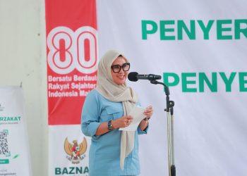 Bupati Andi Ina Serahkan Insentif untuk 182 Guru Mengaji, Tekankan Perbaikan BTQ