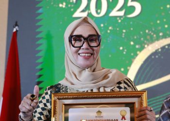 Bupati Barru Andi Ina Kartika Sari Raih Apresiasi Kemenag di PENAIS Award 2025