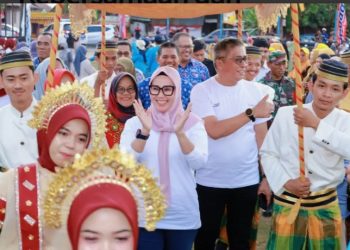 Bupati Barru Buka Gebyar Pesta Rakyat Hari Jadi ke-76 Desa Bojo