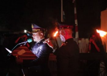 Bupati Ina Kartika Apresiasi Kekompakan Warga Barru dalam Upacara Taptu dan Pawai Obor 17 Agustus