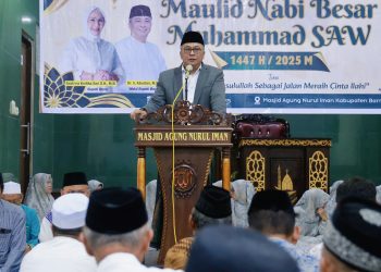 Maulid Nabi di Masjid Agung Nurul Iman, Wabup Barru: Cinta Rasulullah Wujudkan Kebersamaan dan Kepedulian Sosial