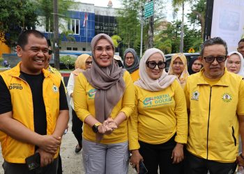 Bupati Barru Tinjau Pasar Murah Golkar, Disambut Antusias Warga