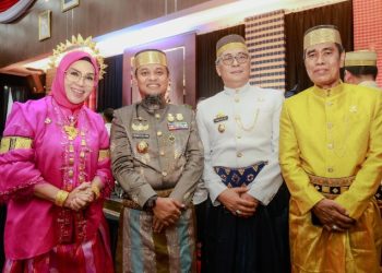 Bupati dan Wabup Barru Hadiri Rapat Paripurna Istimewa Hari Jadi Sulsel ke-356