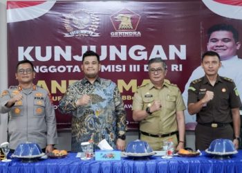 Wabup Abustan Dampingi Kunjungan Anggota Komisi III DPR RI Andi Amar Ma’ruf di Polres Barru