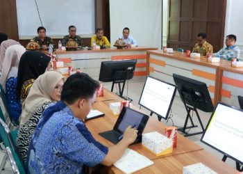 Wabup Abustan Pimpin Rapat Pembentukan Forum Kepatuhan Program Jaminan Sosial Ketenagakerjaan di Barru