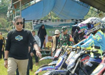 Wabup Barru Abustan Resmi Buka Congko Cup II 2025, Dorong Balap Motor Taxi Jadi Event Tahunan