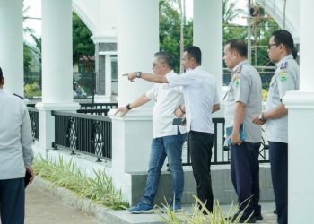 Wabup Abustan Pastikan Kesiapan Peresmian Masjid Zam Zam Centre, Fokus pada Drainase dan Kenyamanan Pengunjung