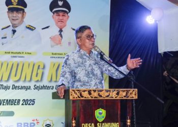 Wabup Barru Abustan Hadiri HUT ke-33 Desa Siawung: Dorong Kemandirian Ekonomi dan Pendidikan Berbasis Desa