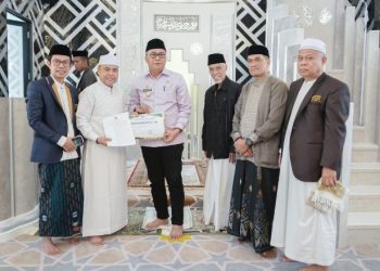 Masjid Baiturrahman Zam Zam Center Gelar Jumat Perdana, Wabup Abustan Ajak Jamaah Jadikan Masjid Pusat Cahaya dan Silaturahmi