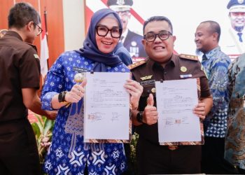 Bupati Barru dan Kajari Teken MoU Penerapan Pidana Kerja Sosial di Makassar