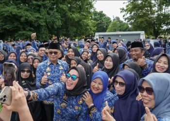 HUT KORPRI Barru ke-54: Bupati Andi Ina Beri Apresiasi Khusus untuk ASN Berprestasi dan Inovator PKA