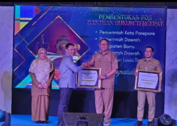“Visi Barru Berkeadilan Berbuah Apresiasi, Pemkab Barru Sabet Penghargaan Kemenkumham Sulsel 2025”