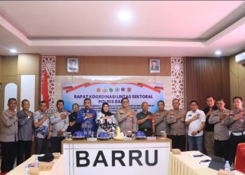 Bupati Barru Tegaskan Komitmen Jamin Keamanan dan Kenyamanan Perayaan Natal 2025 dan Tahun Baru 2026