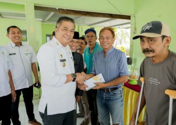 Wabup Barru Sampaikan Peluang Kerja ke Jepang Saat Penyaluran Bantuan BAZNAS