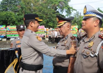 Polres Barru Gelar Upacara Kenaikan Pangkat, 44 Personel Resmi Naik Setingkat Lebih Tinggi