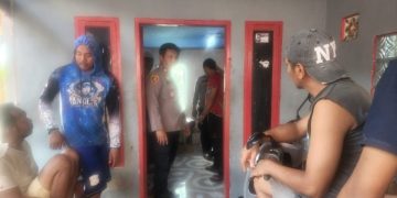 Perempuan Ditemukan Meninggal di Rumahnya, Polsek Barru Sigap Tangani Lokasi Kejadian