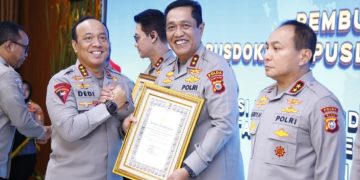 Kapolda Sulsel terima Penghargaan IKPA T.A 2025 Peringkat I dari Kapolri, wujud komitmen pengelolaan anggaran yang profesional dan akuntabel*