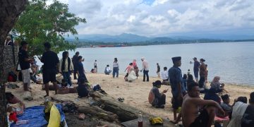 Pasca Lebaran, Objek Wisata Pantai Pasir Putih, Lasonrai Beach Jadi Primadona Wisatawan 