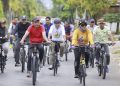 Bupati Barru Gowes Keliling Kota Saat CFD, Pantau Infrastruktur dan Sapa Warga
