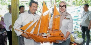Andi Ina Resmikan Jalan Rabat Beton Rp2,1 Miliar di Desa Lipukasi