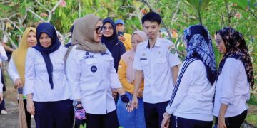 Bupati Barru Pimpin Rabu Bersih di Taman Makam Pahlawan