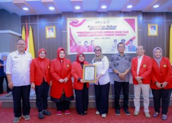 Bupati Barru Buka Penyuluhan Hukum FH Unhas, Soroti Pencegahan Perkawinan Anak dan KDRT