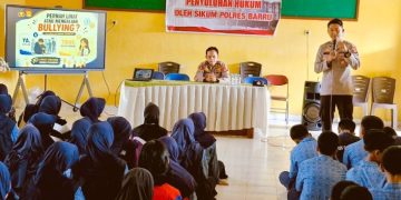 Polres Barru Edukasi Siswa SMPN 1 Barru soal Bahaya Bullying dan Konsekuensi Hukumnya