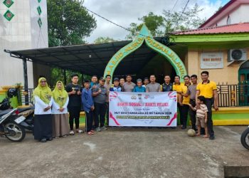 Sambut Hari Bhayangkara ke-80, Polres Barru Gelar Bakti Religi Bersihkan Masjid di Seluruh Kecamatan