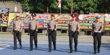Kapolres Barru Pimpin Upacara Kenaikan Pangkat, 27 Personel Terima Penghargaan