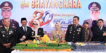 Hari Bhayangkara ke-80, Polres Barru Apresiasi Mitra dan Personel Berprestasi