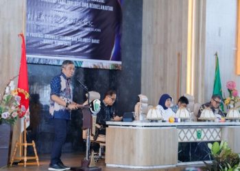 Wabup Abustan Buka Edukasi Keuangan OJK di Barru, Dorong Masyarakat Cerdas Finansial
