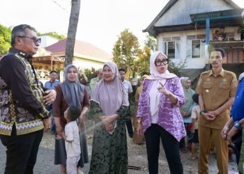 Bupati Andi Ina dan Wabup Abustan Hadir untuk Korban Kebakaran Juppai, Serahkan Bantuan Darurat