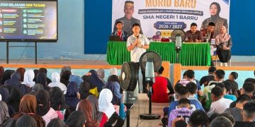 Satresnarkoba Polres Barru Edukasi 406 Peserta MPLS SMAN 1 Barru tentang Bahaya NAPZA