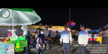 Polsek Barru Intensifkan Patroli Dialogis, Ajak Warga Jaga Kamtibmas Tetap Kondusif
