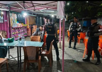 Patroli Perintis Presisi Sat Samapta Polres Barru Intensifkan Mobile Hunting dan Dialogis, Jaga Kamtibmas Tetap Kondusif