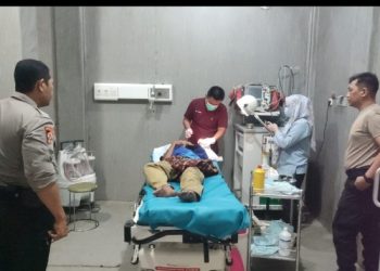 Geger! Pensiunan PNS Ditemukan Bersimbah Darah di Trotoar, SPKT Polres Barru Bergerak Cepat