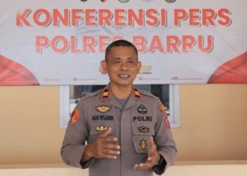 Kurang dari 24 Jam, Polres Barru Ringkus Pelaku Pencurian Rp16 Juta