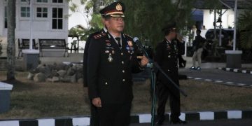 Kapolres Barru Pimpin Upacara Taptu HUT ke-81 RI, Pawai Obor Berlangsung Khidmat dan Lancar